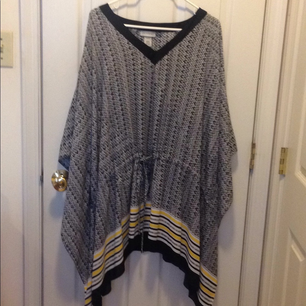 Catherines batwing blouse. Beautiful! 2X/3X
